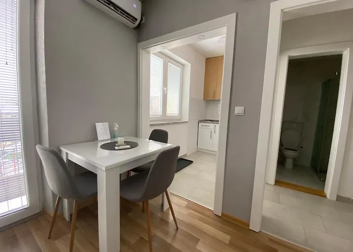 13 * Vrnjačka Banja